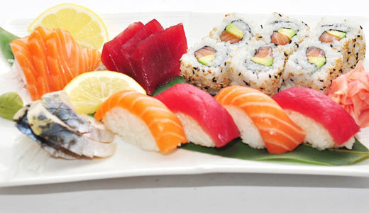 S10 – Sashimi, sushi, California (19 pièces)
